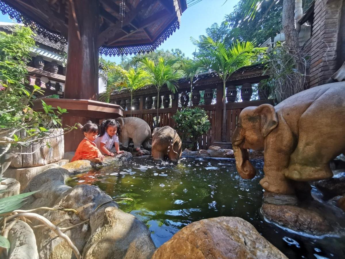 Baanthep Antique Homestay Phrae Exteriér fotografie