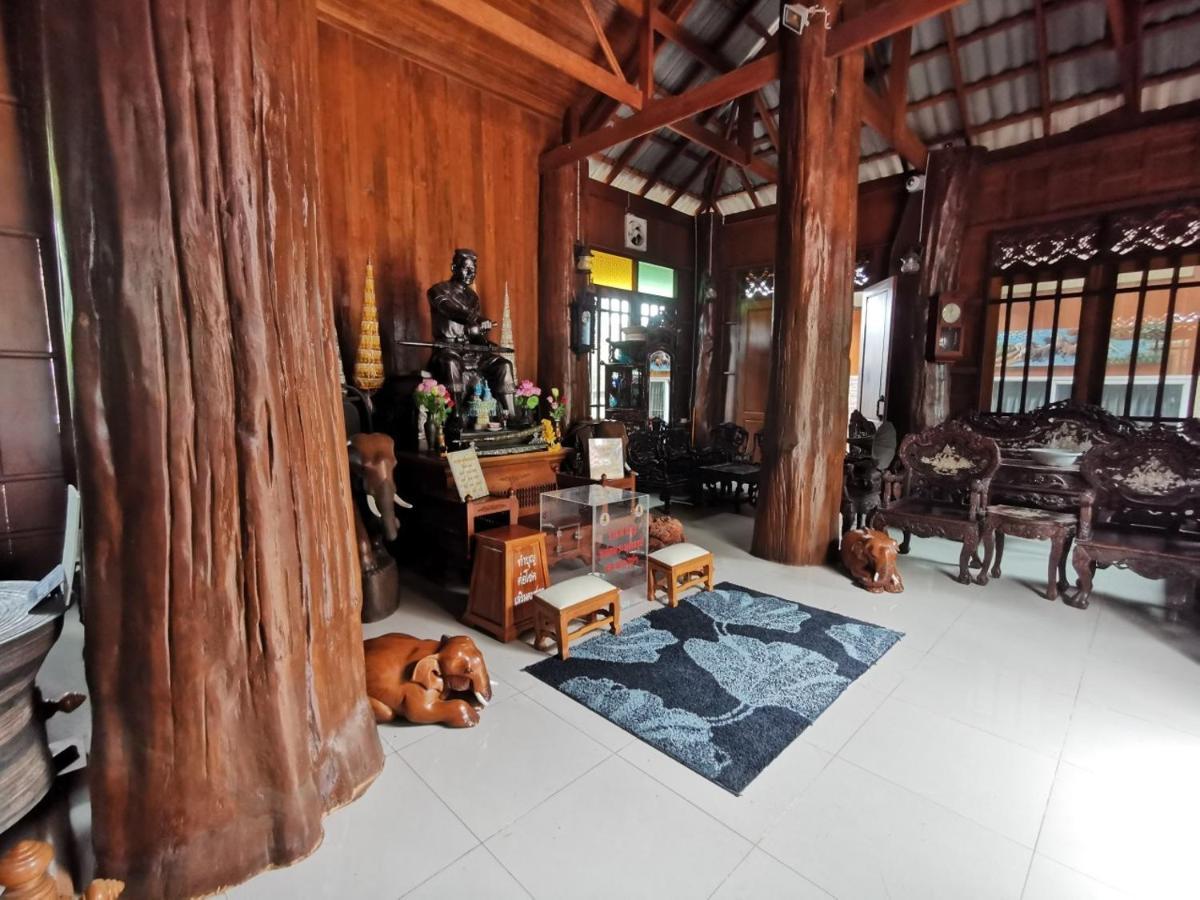 Baanthep Antique Homestay Phrae Exteriér fotografie